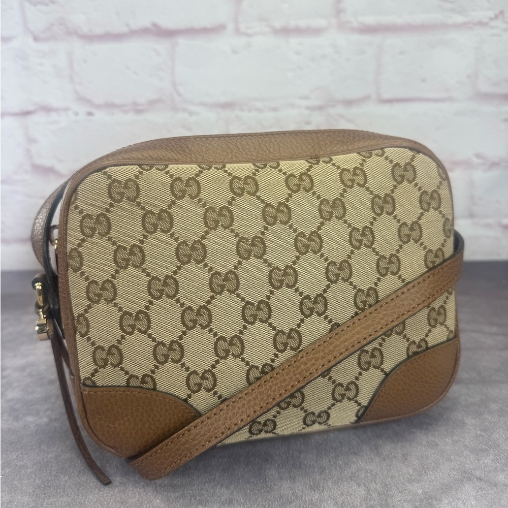 Authentic Gucci Bree Monogram Gg Crossbody Khaki